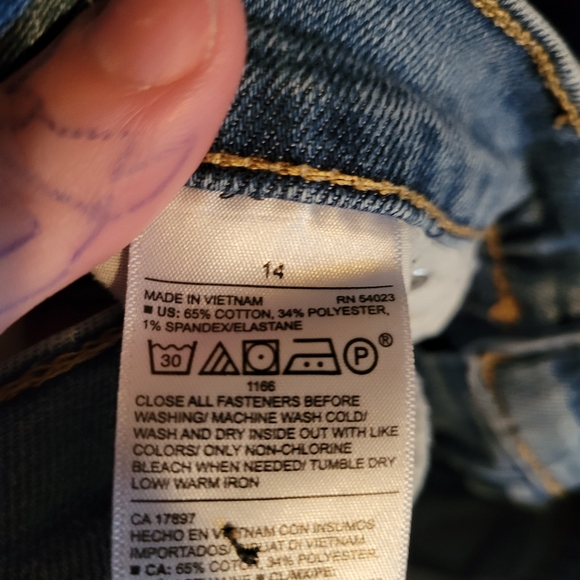 Women's Old Navy Jeans, size 14 - Picture 2 of 2